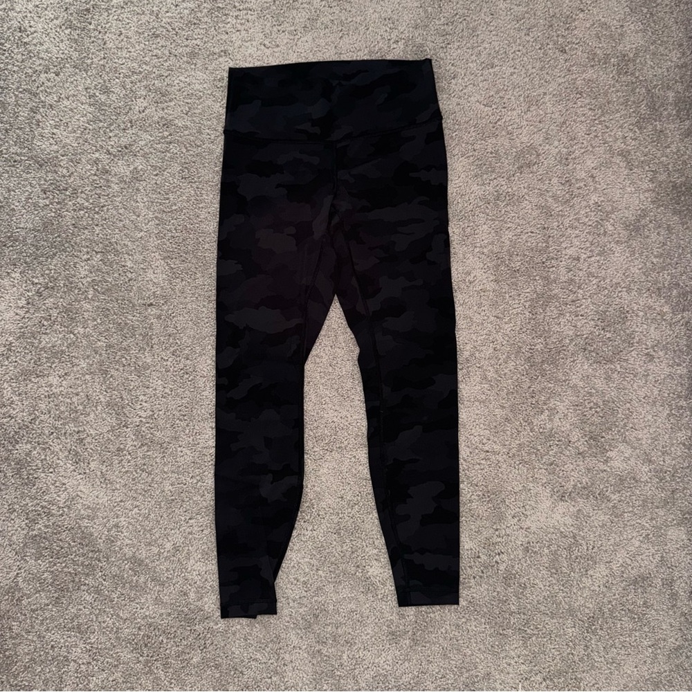 Lululemon Black Camouflage Leggings